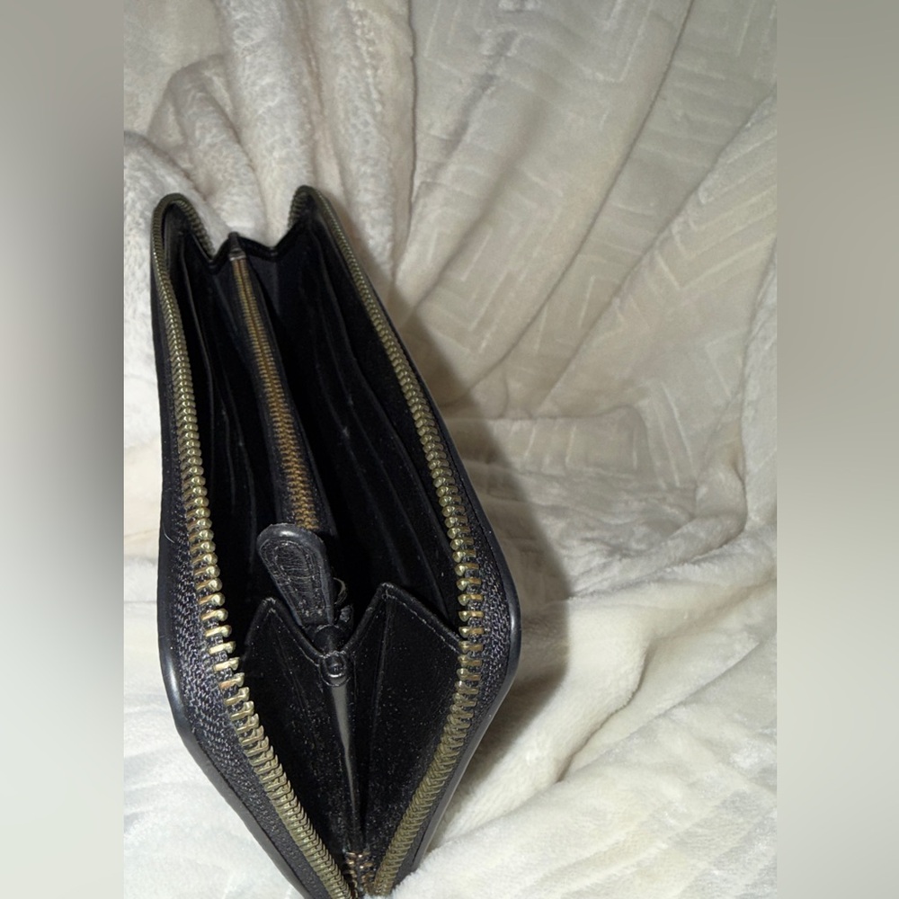 Coach Accordion Waller with Bandana Rivets - Picture 6 of 6